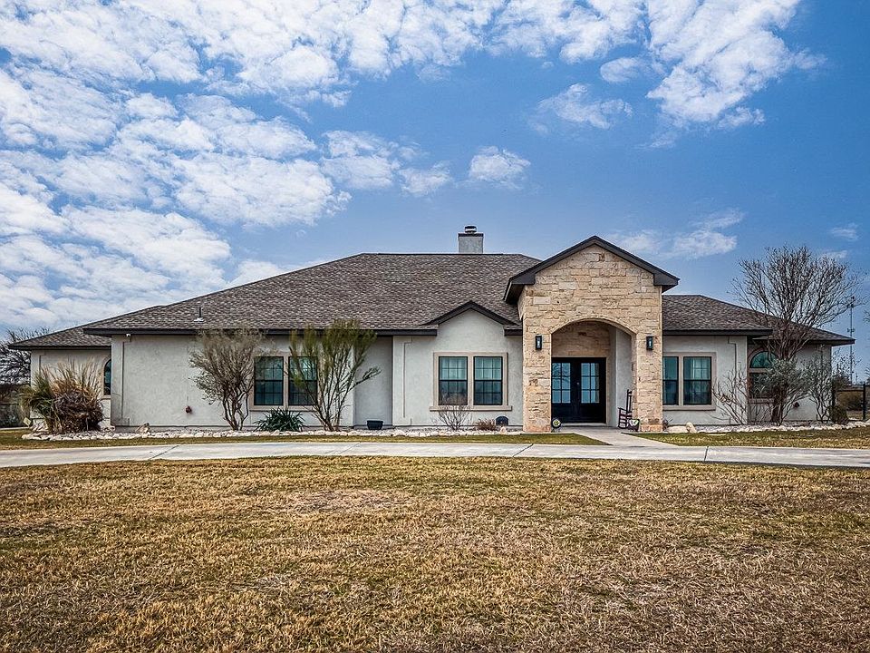 203 Agua Dulce Trl, Del Rio, TX 78840 Zillow