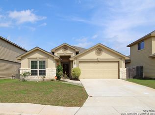 7707 Palomino Ct, Elmendorf, TX 78112