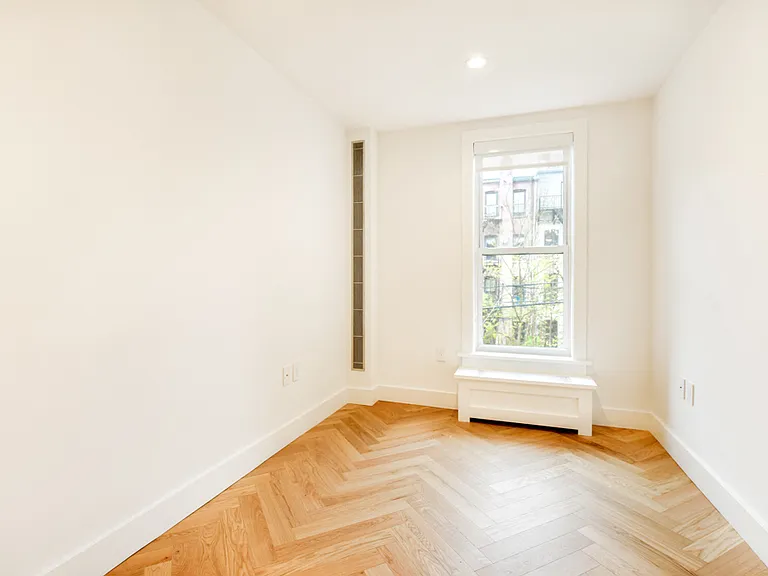 409 14th St #4091L — Photo 13