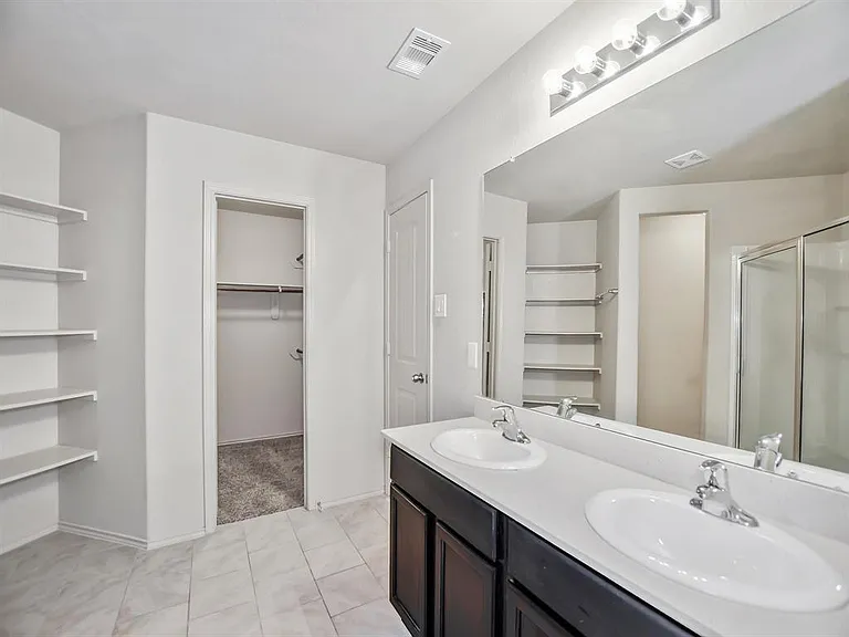7238 Basque Country Dr — Photo 15