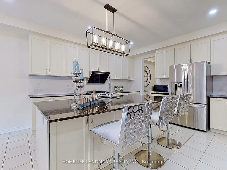 75 Mitchell Pl — Photo 14