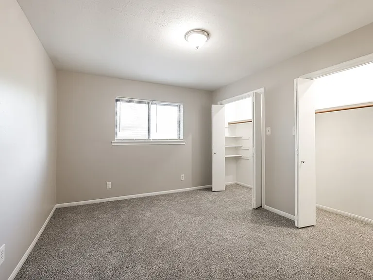 11715 Gardenglen Dr — Photo 14
