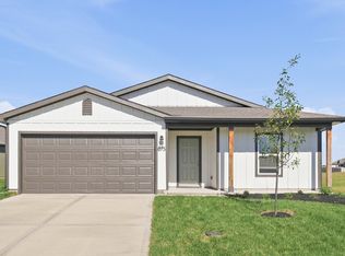875 N Pear St, Gardner, KS 66030