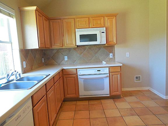 5th image of 1102 Oxford Mills Ln