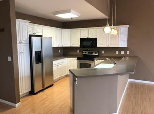 420 Community Dr UNIT 201, North Liberty, IA 52317