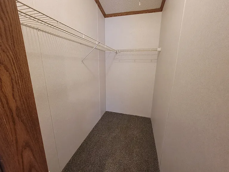 211 E 1st St #33 — Photo 20