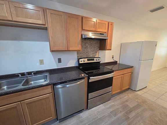 4th image of 6332 Omoko St
