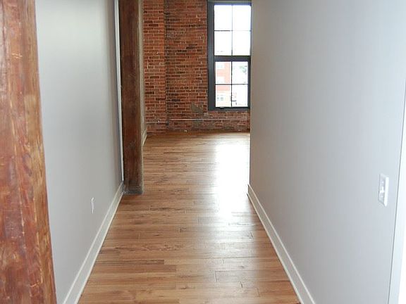 3rd image of 801 O St #350