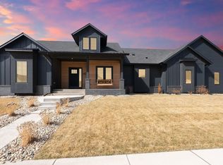 409 N Piper Dr, Sioux Falls, SD 57110