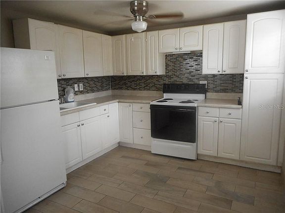 5th image of 4147 37th Ave N