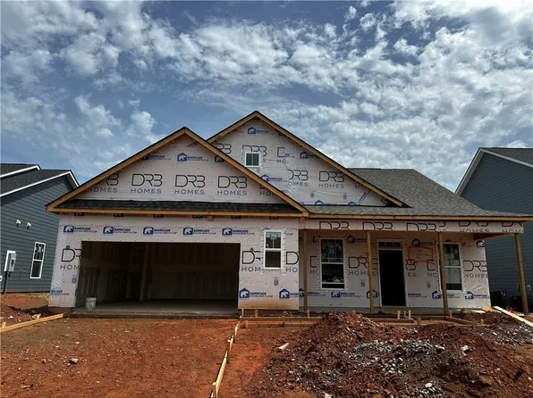 126 Wells Crossing Ln, Seneca, SC 29678