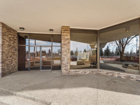 3rd image of 13910 Stony Plain Rd NW #102