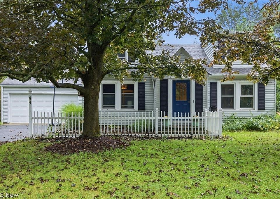 1st image of 44 Colony Dr
