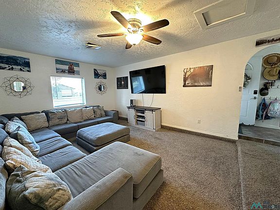 4th image of 304 Hermosa Dr