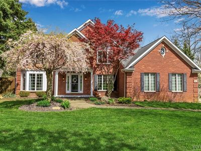 43 Hillside Pkwy, Lancaster, NY, 14086