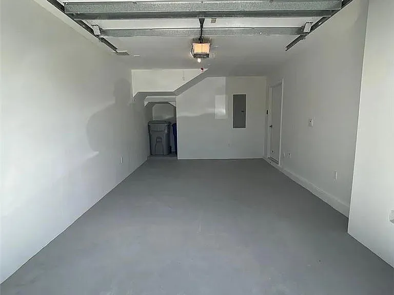 113 SE 1st Cir — Photo 25