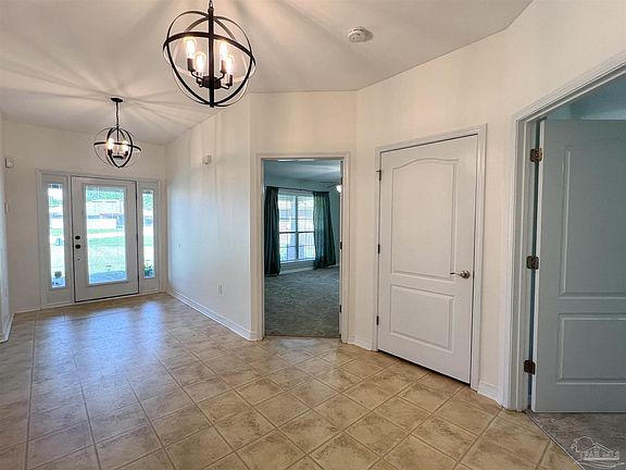 5th image of 6017 Blair Cir