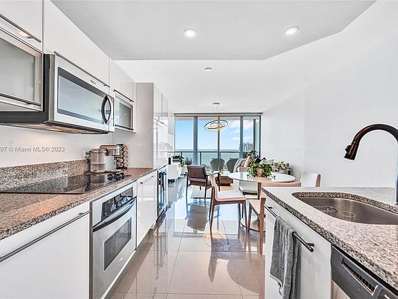 5th image of 888 Biscayne Blvd APT 3204