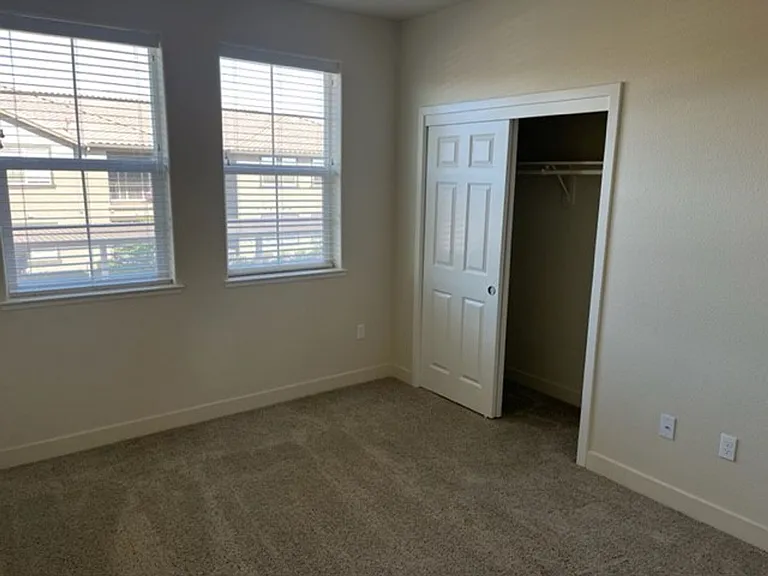 Luxe Ripon Apartments — Photo 98