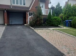 28 Foxacre Row, Brampton, ON