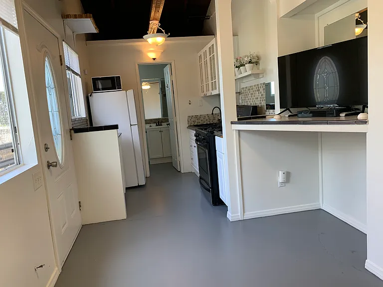 2347 Pio Pico Dr — Photo 3