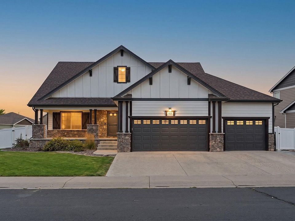 1st image of 410 Saratoga Way