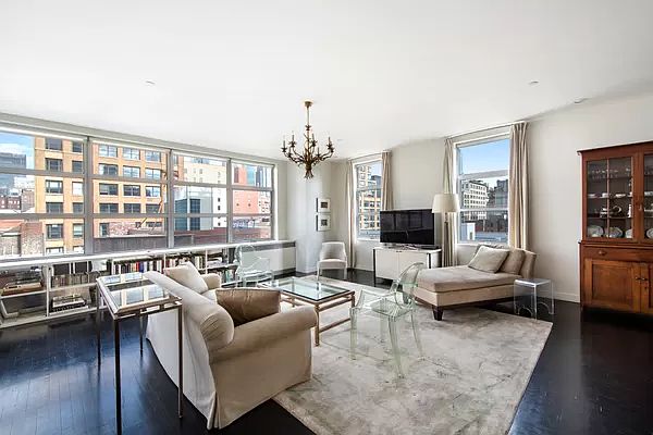 1st image of 211 W 18th St APT 7