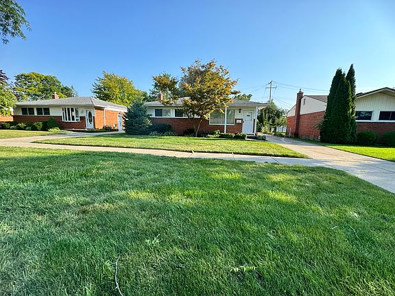 2nd image of 3861 Marian Dr