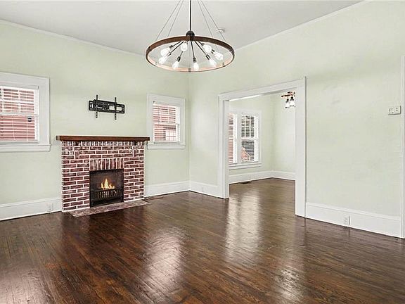 5th image of 304 W Ray Ave