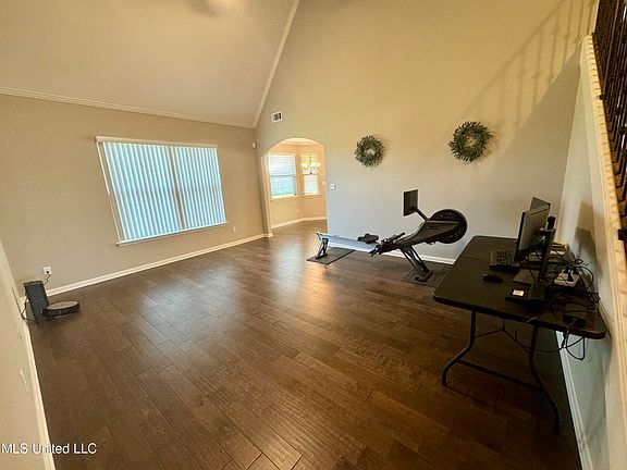 3rd image of 13393 Lapstone Ln