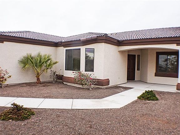 4th image of 2635 Lantana Dr