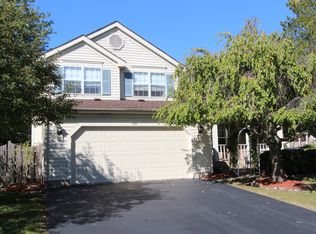 720 Cypress Bridge Rd, Lake Zurich, IL 60047