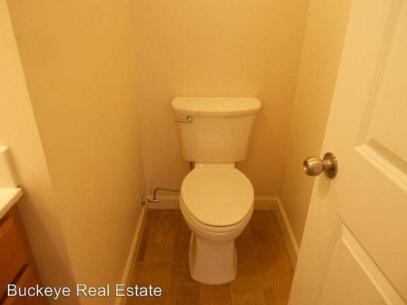 5th image of 2241 Neil Ave