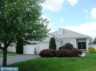 9 Hester Ct, Pennington, NJ 08534