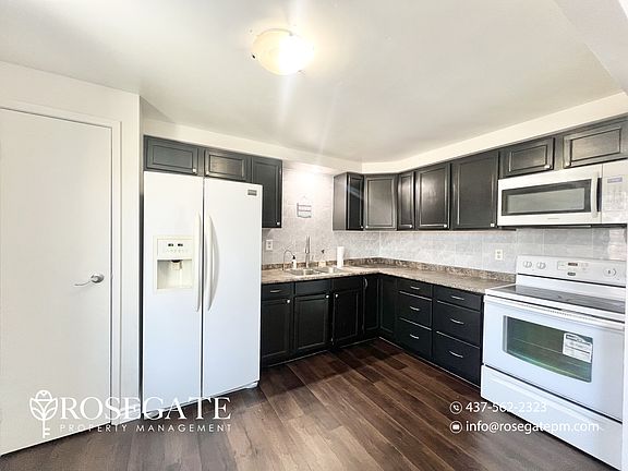 3rd image of 44 Frobisher Ct
