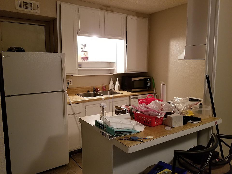 2nd image of 630 K St NW #North