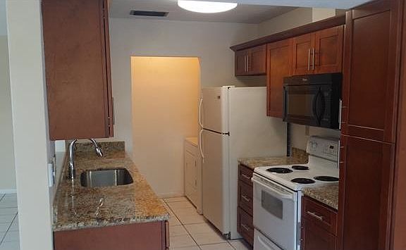 2nd image of 11588 SW 125th Ct #11588