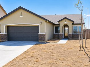1504 Ardilla Dr, Madera, CA 93638