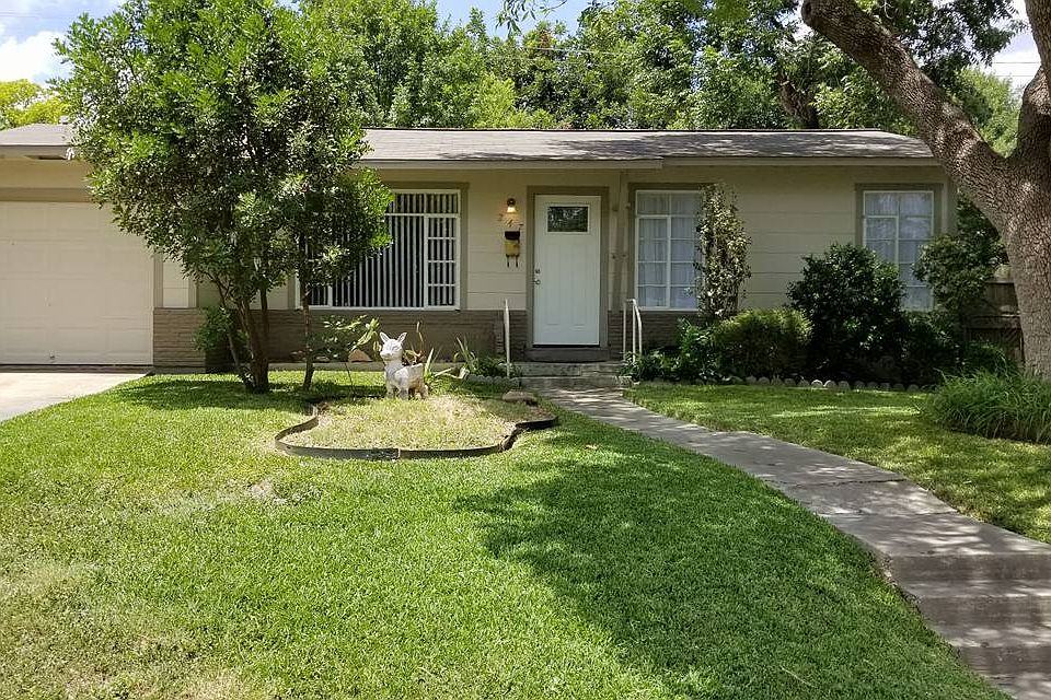 1st image of 247 Addax Dr