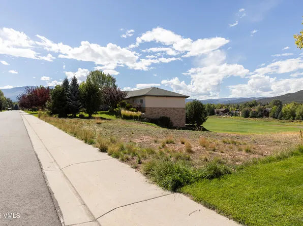 290 Black Bear Dr, Gypsum, CO 81637