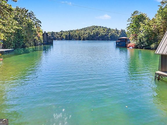 4th image of 3019 Moccasin Creek Rd