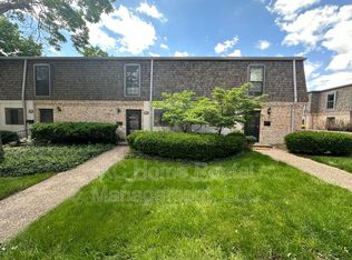 5197 W 75th St, Prairie Village, KS 66208