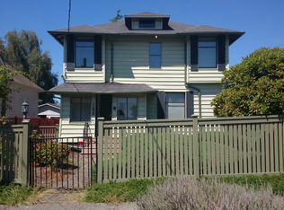 102 NW 60th St, Seattle, WA 98107