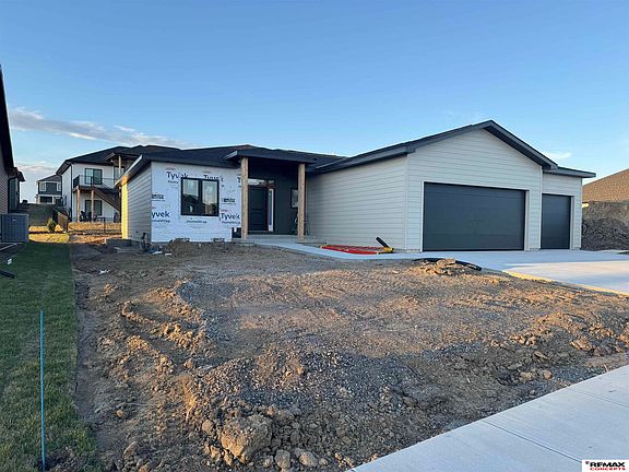 2nd image of 3031 Walter Ter