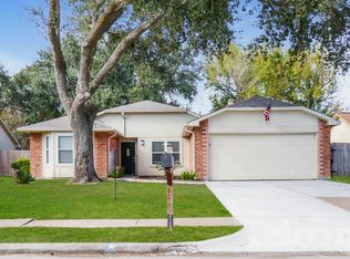 12211 Kleinmeadow Dr, Houston, TX 77066