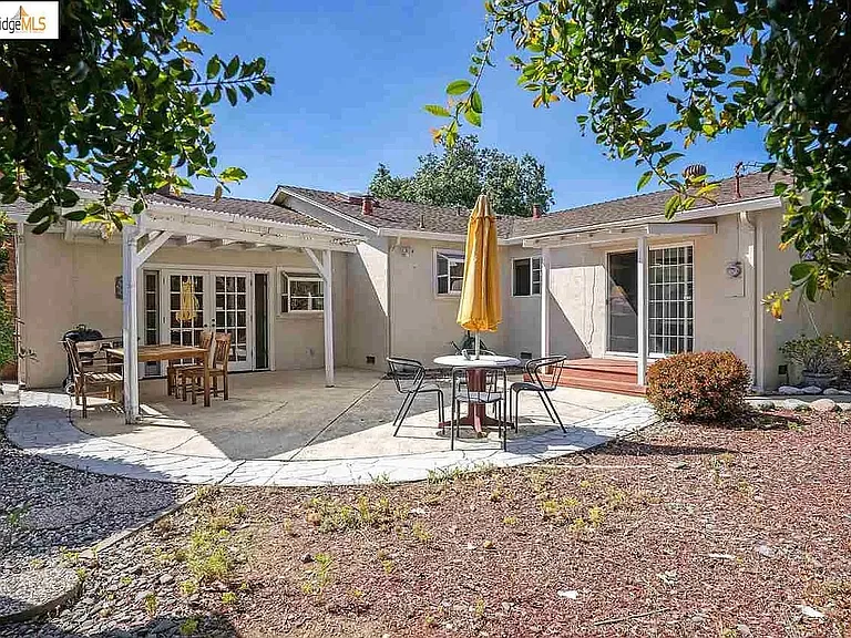 1537 Heartwood Dr — Photo 28