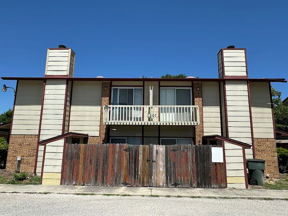 1307 Covey