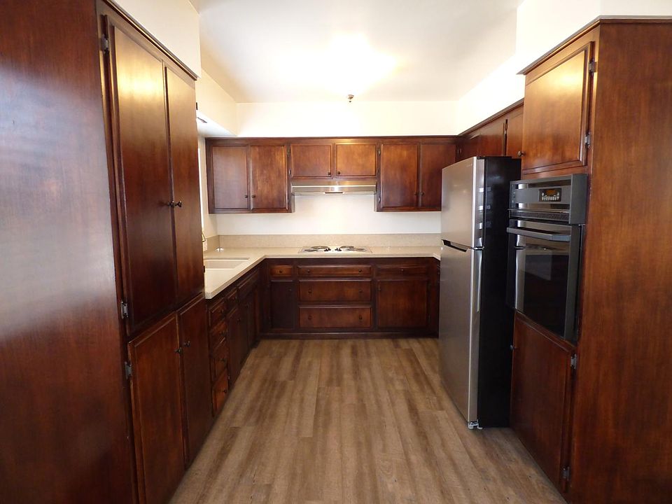 1st image of 1247 Robinson Ave APT 1