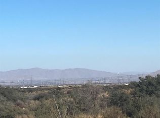 Cactus Rd, Oak hills, CA 92344