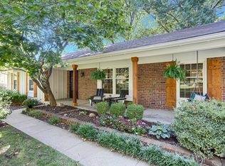 2315 W 104th St, Leawood, KS 66206